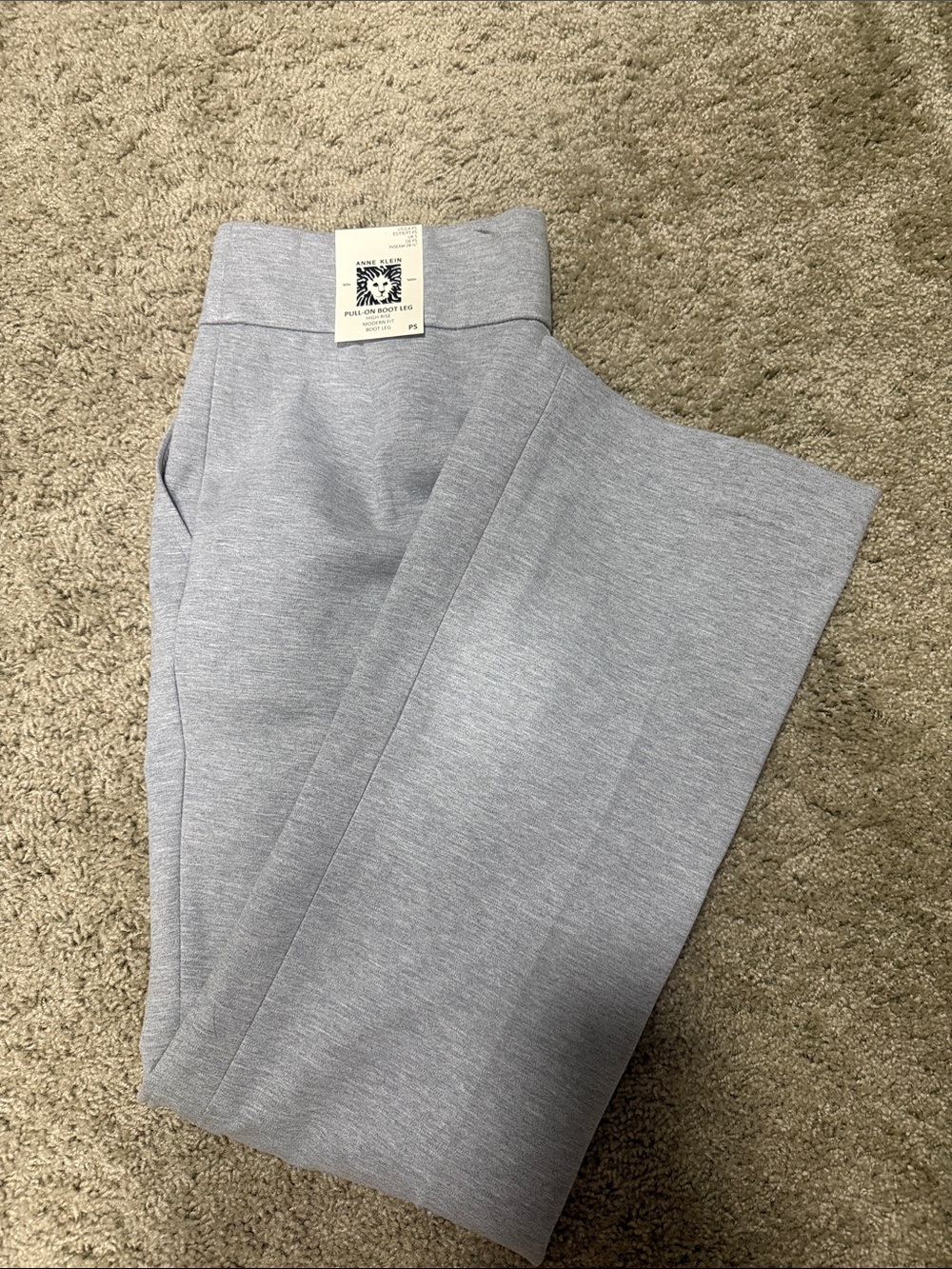 NWT Anne Klein Light Gray Pull-On Boot Leg Pants